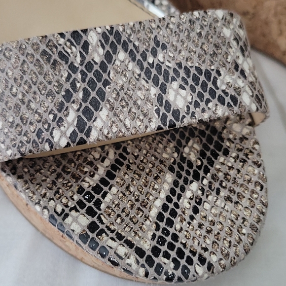 Jessica Simpson Snake Skin Wedges - Picture 3 of 5